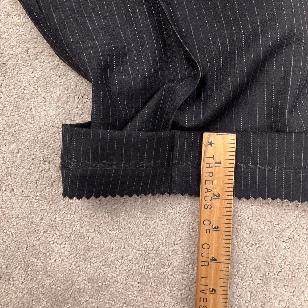 Jones New York Suit Mens 44R 40W Black Pinstripe 3-Button Formal Classic Wool